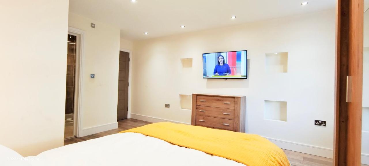 First Floor Flat 1 Northwood Apartment