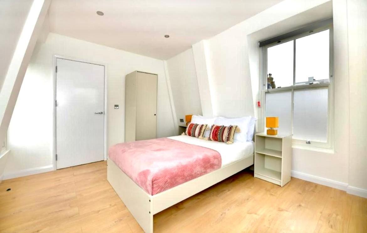 Apartamento Lovely 2 Bedroom Serviced Penthouse Battersea Park Road