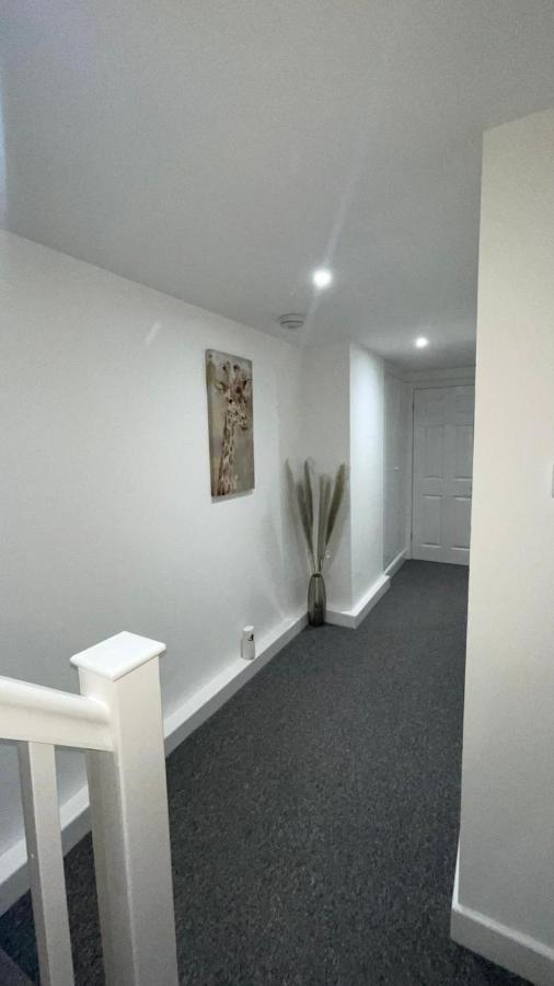 2 Bed Luxury In Old Kent Road Appartement Londen