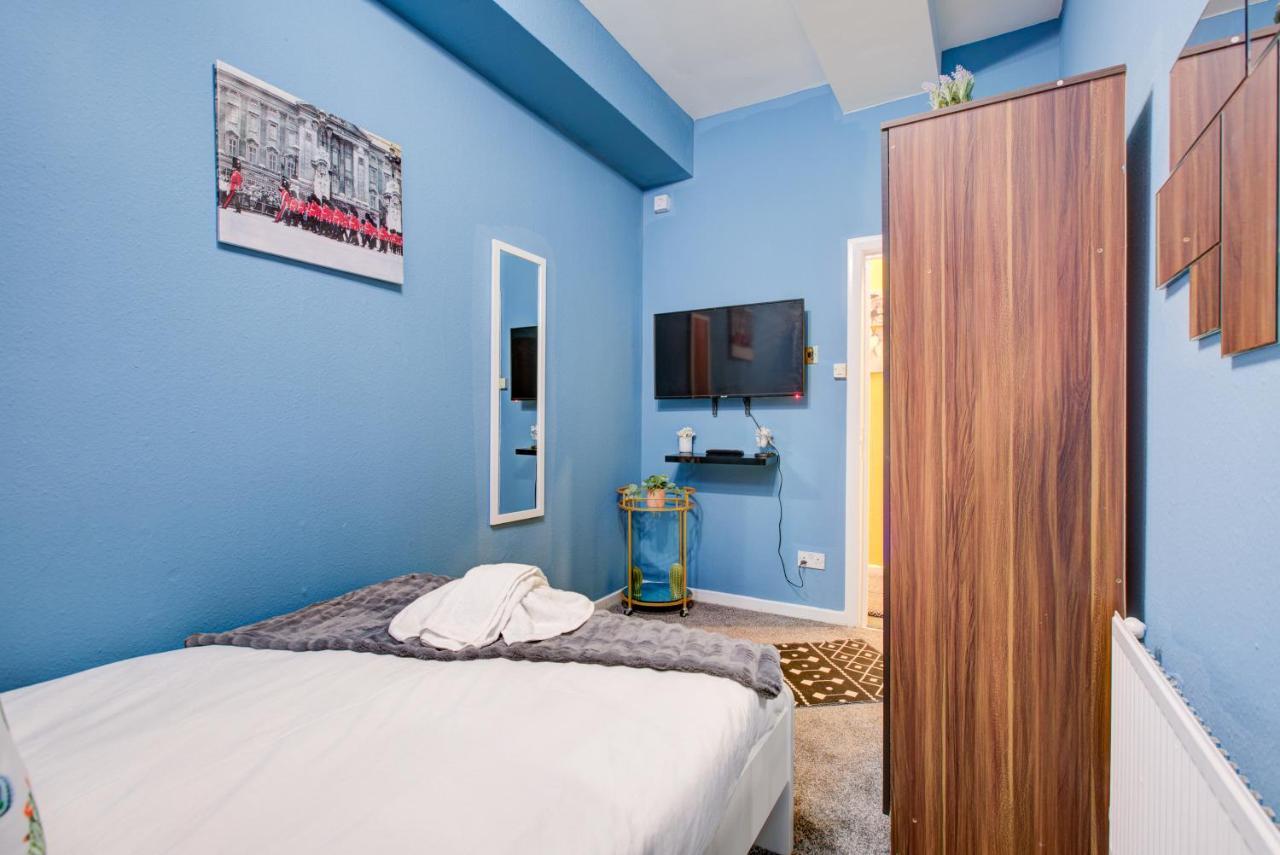 Apartment Inviting 2-bed Budget In *