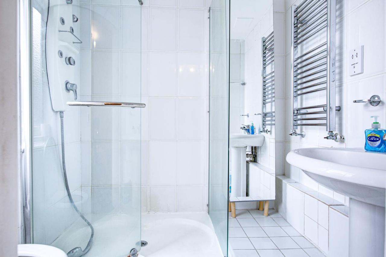 Leilighet Gorgeous 4 Bedrooms, 5-baths House In Near Edgware Road, Oxford Street, Hyde Park London