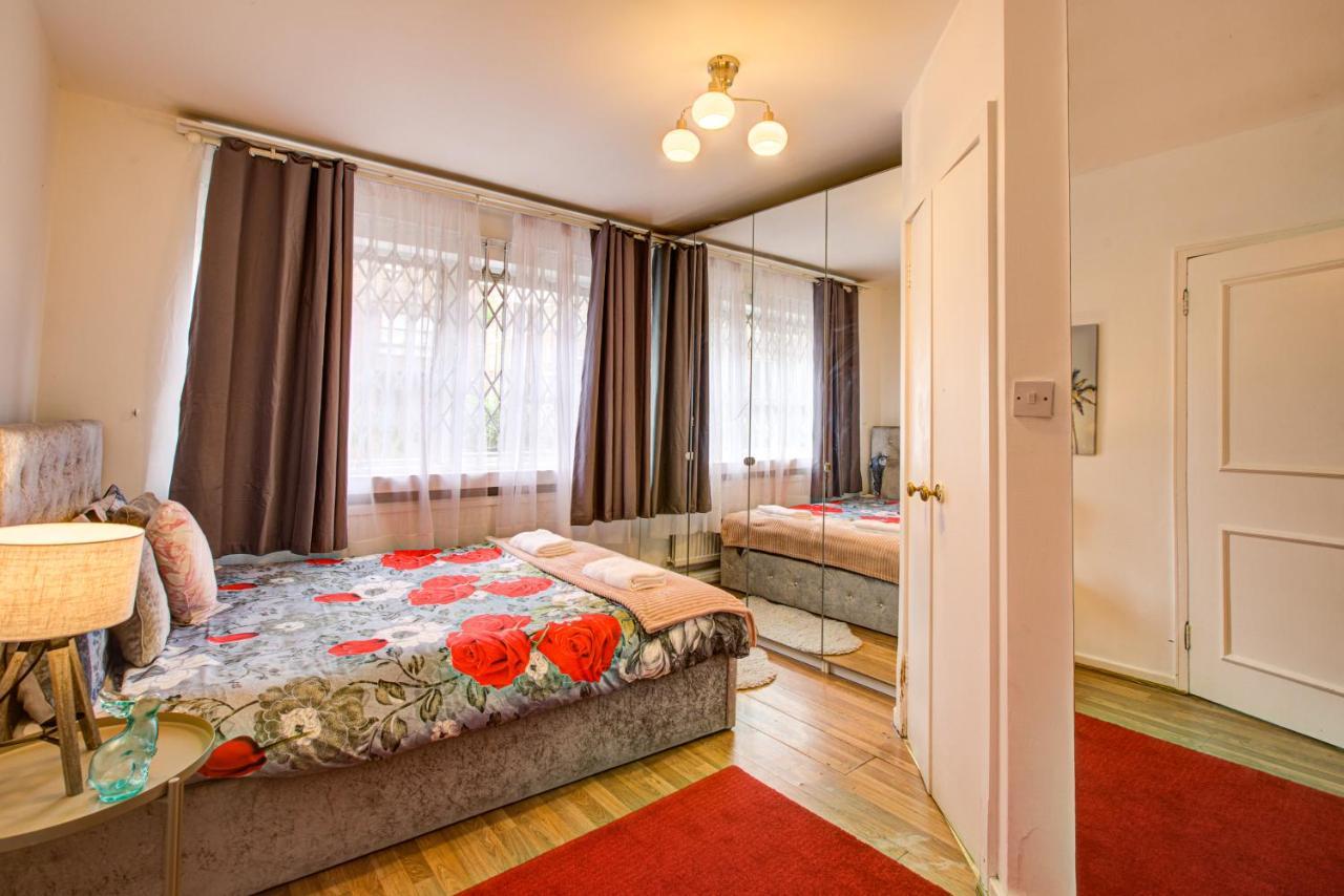 Gorgeous 4 Bedrooms, 5-baths House In Near Edgware Road, Oxford Street, Hyde Park Leilighet London