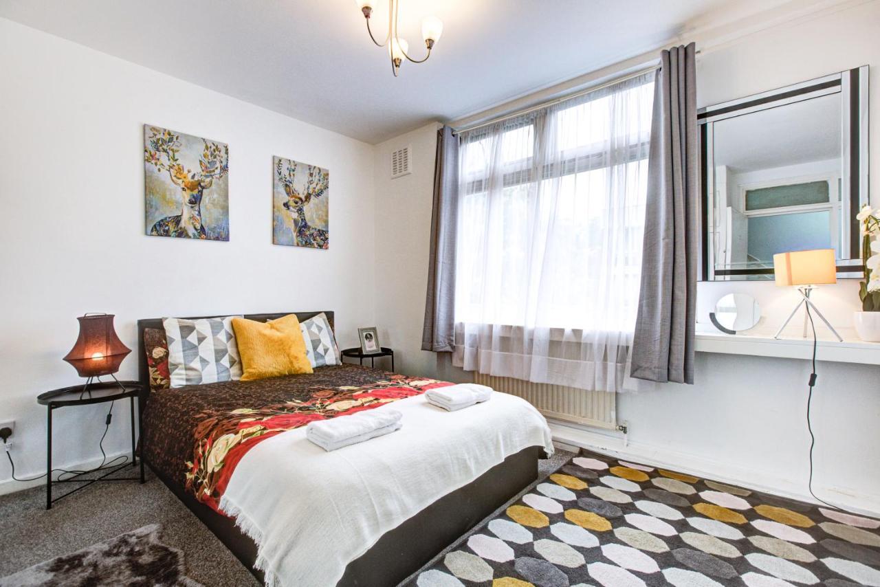 Gorgeous 4 Bedrooms, 5-baths House In Near Edgware Road, Oxford Street, Hyde Park Leilighet
