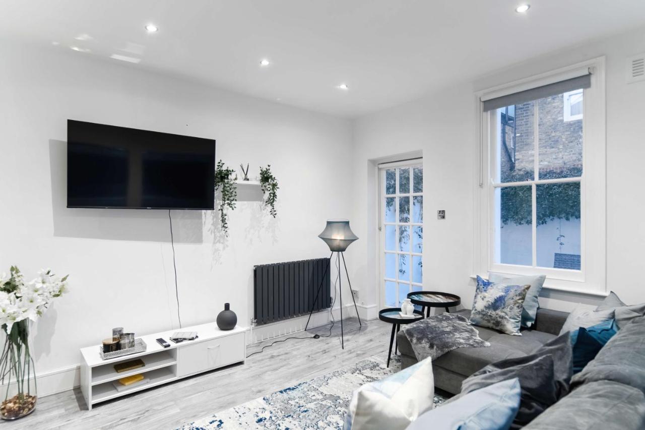 Beautiful Chelsea With Private Garden Apartment