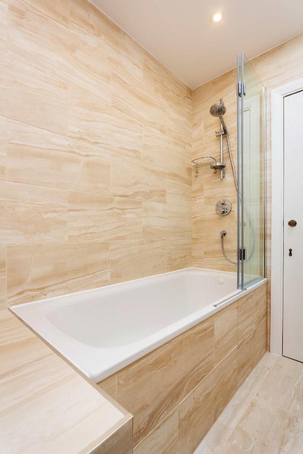 Veeve - Clareville Classic Holiday home