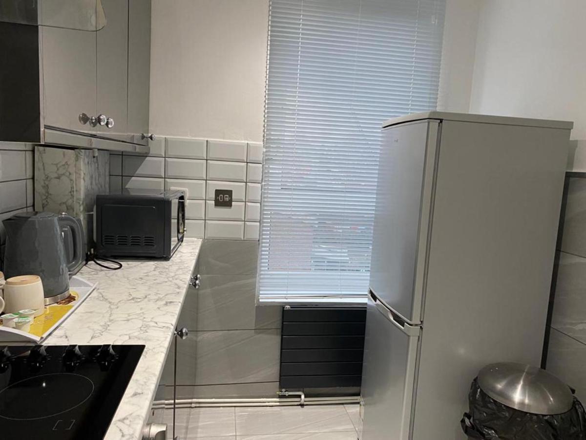 Luxurious 2-bed In Woolwich Apartment