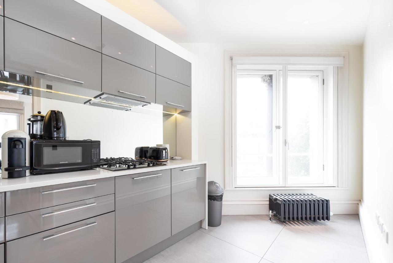 Grosvenor Gardens By Capital Apartment London