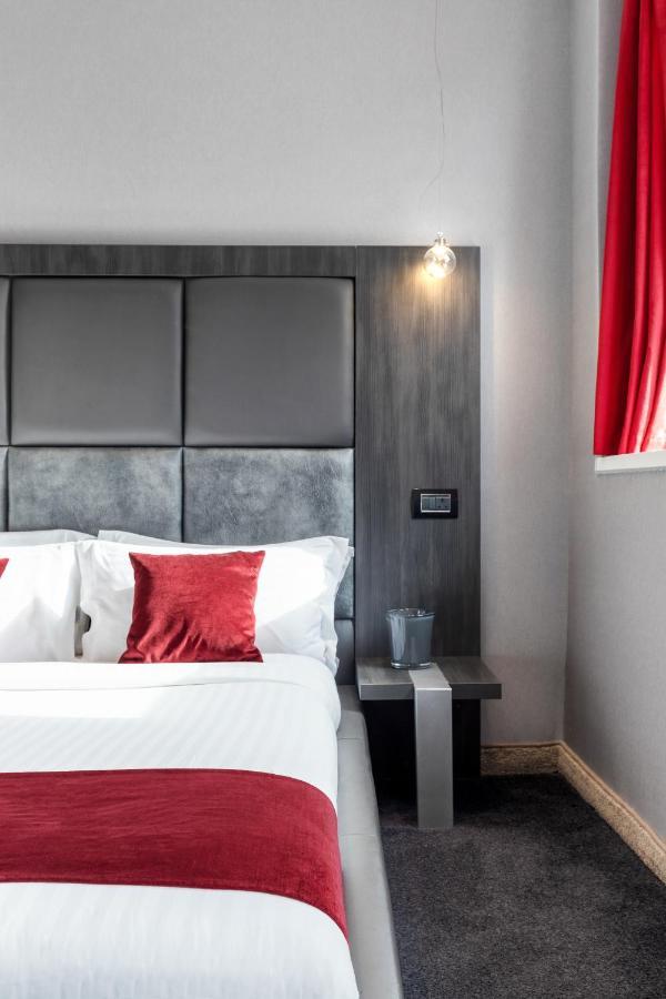Hotell The Bryson 4*