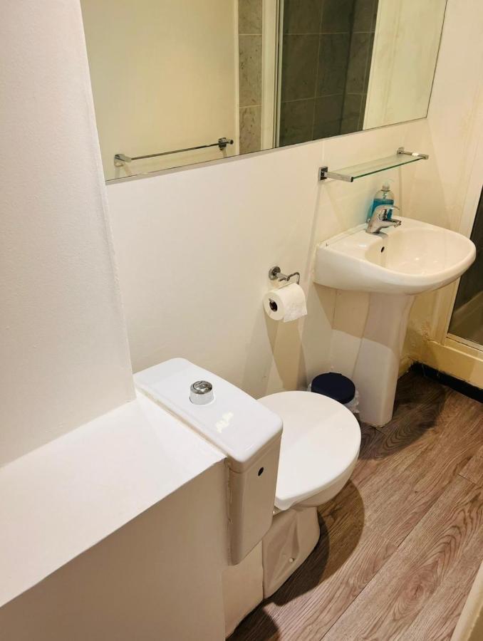 F10- Mezzanine 1st Floor Flat Fits 3 Near Paddington Appartement *