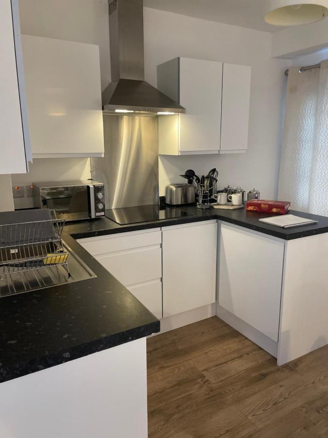 Apartment Modern In Popular South Kensington Location London