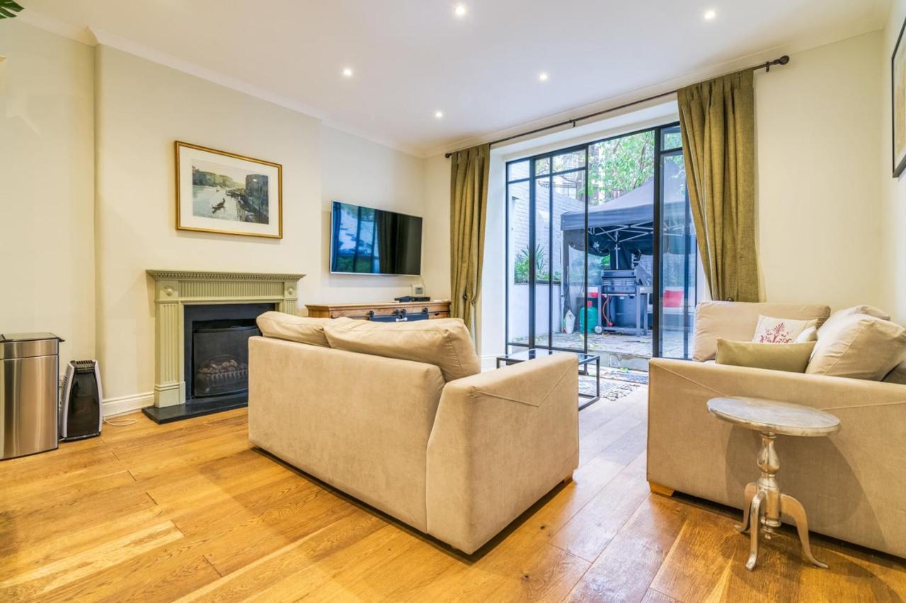 Alfred Hitchcock's Garden Flat Appartement Londen
