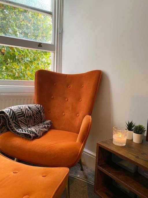 Cosy Flat In Zone 2 London