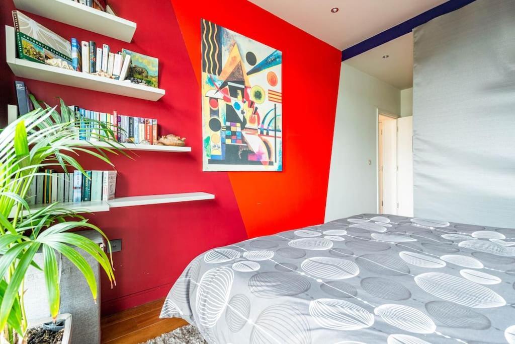 Luxurious Flat Sunny, Quiet, Design, Lift, Balcony Leilighet London