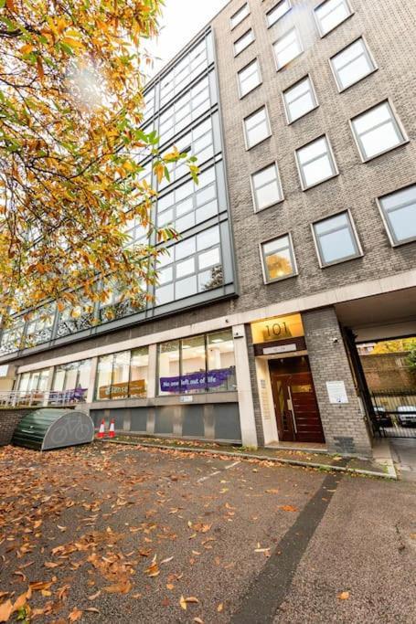 Luxurious Flat Sunny, Quiet, Design, Lift, Balcony Leilighet *