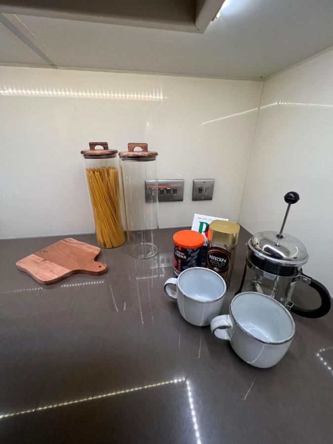 Crownage Court Apartment London