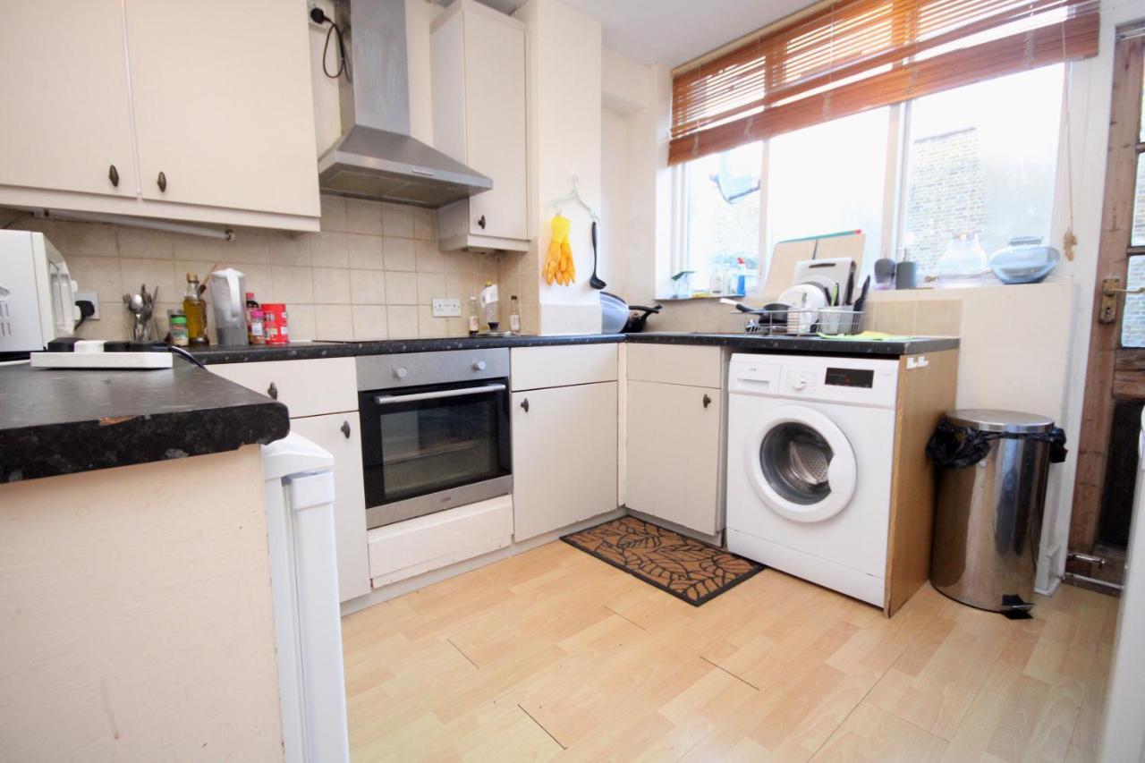Appartement Three Bedroom Flat With Garden In Fulham Londen
