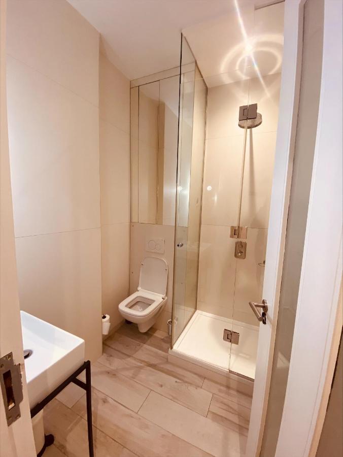 Kensington Garden - 2 Bedrooms