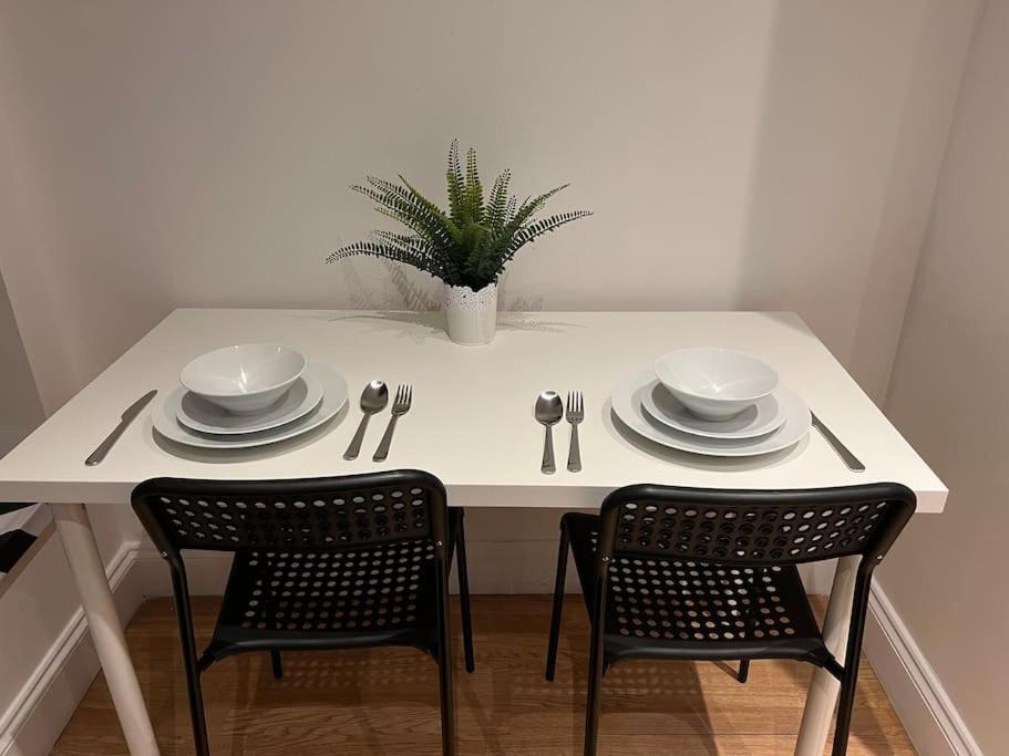 Cosy Entire In Whitechapel/commercial Rd Leilighet *