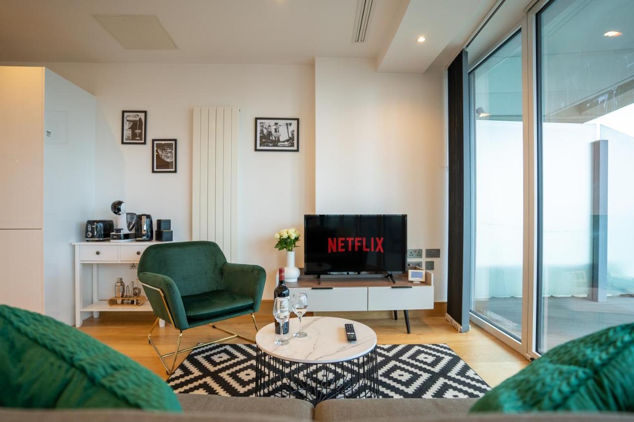 Canary Wharf Luxury Flat W/ View & Terrace Leilighet