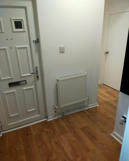 Impeccable 2-bed House Leilighet *