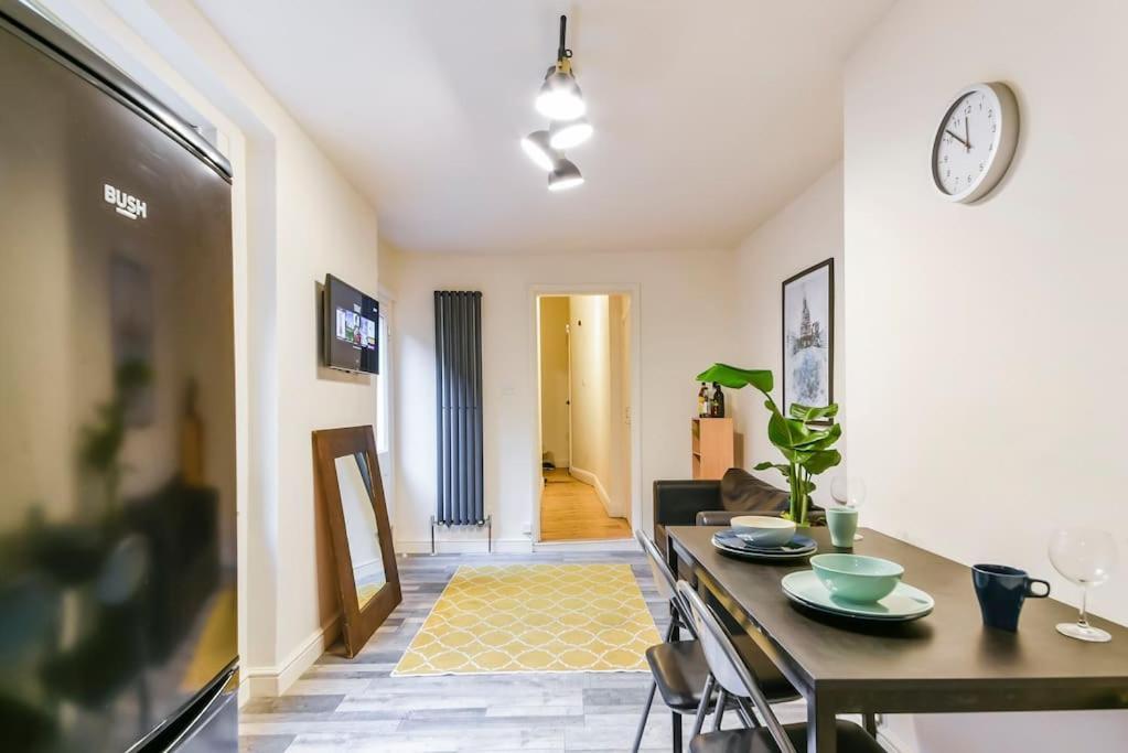 Apartment Stylish 2 Bed Garden Flat In Zone 1 Central *