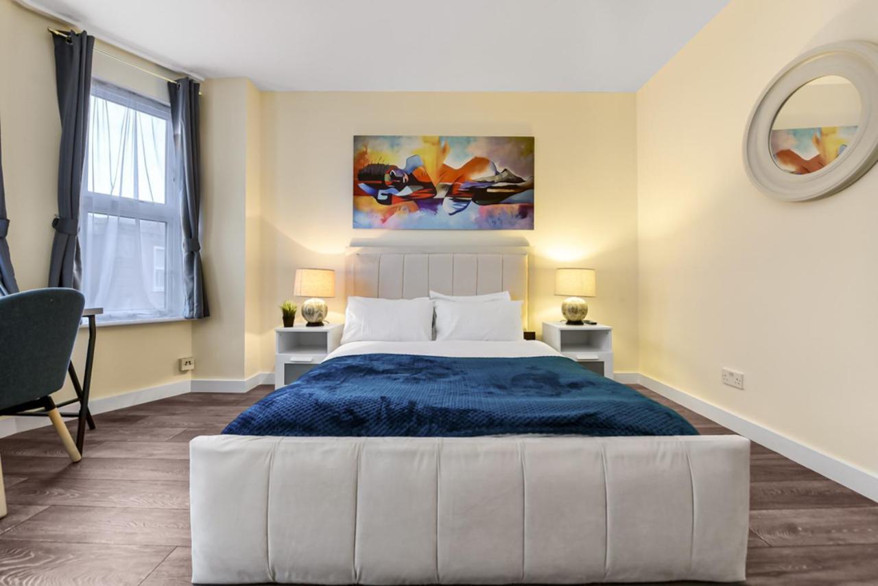 Family Friendly, Zone 2, 2 Beds, Overground Apartamento *