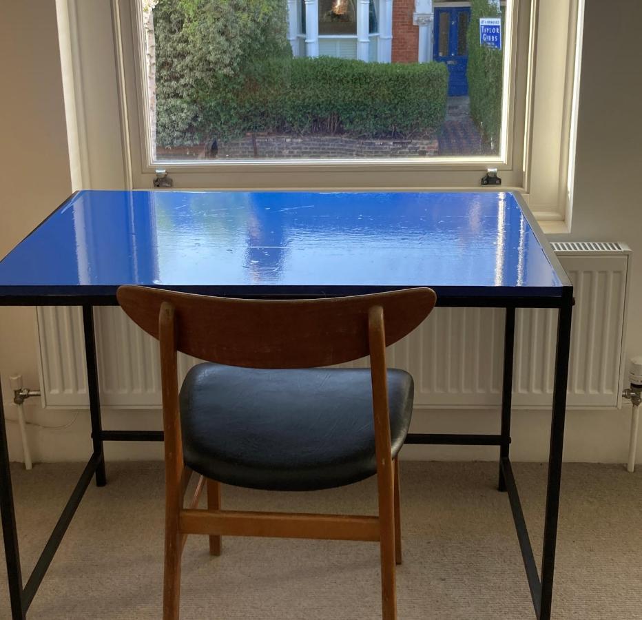 Impeccable 1-bed In Appartement