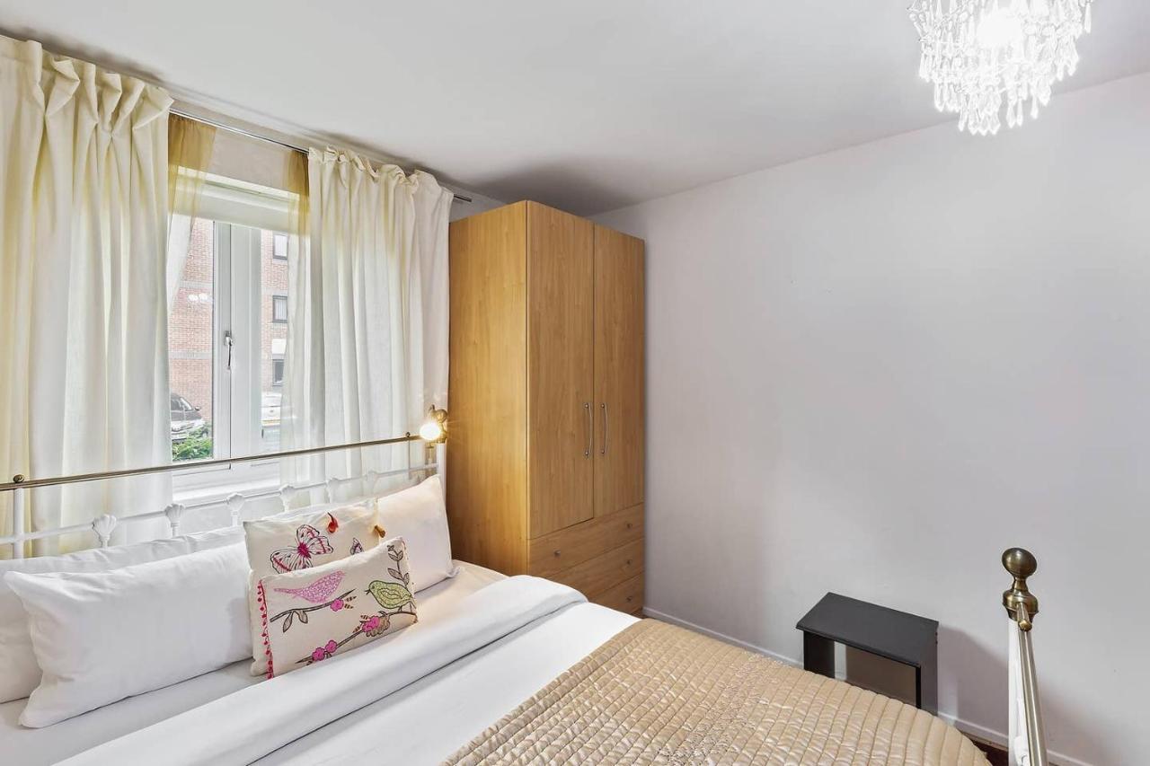 Appartement Beautiful And Cosy 2 Bedroom Flat *