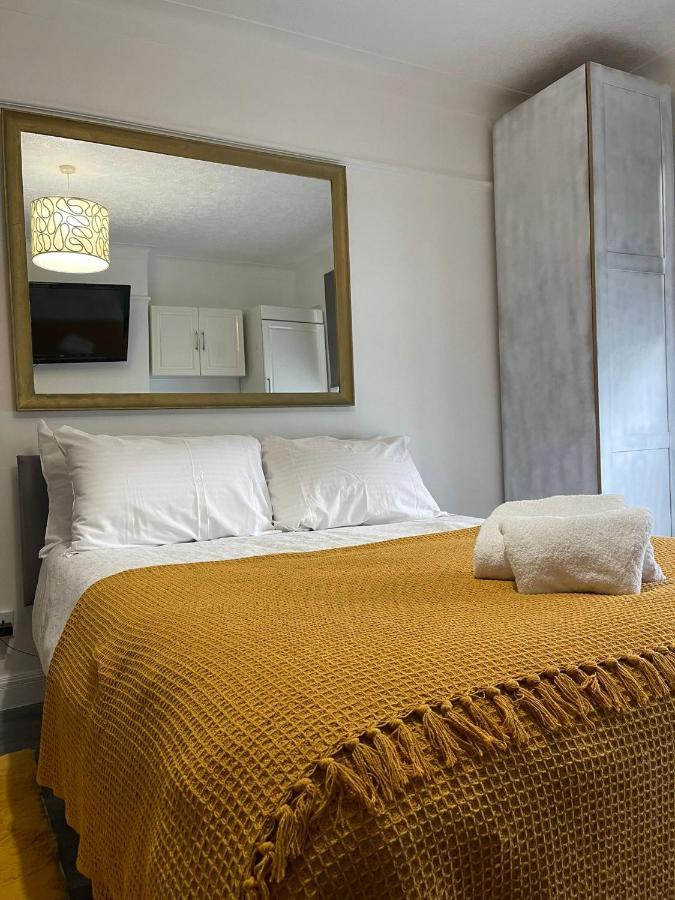 Appartement Beautiful Private In Willesden Londen