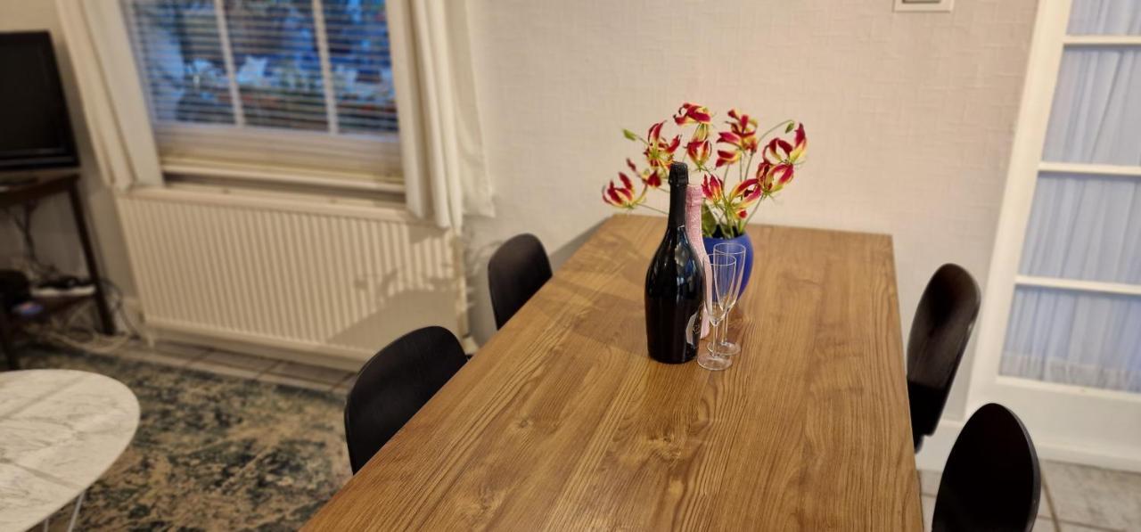 Inviting You To Your From 10 Minutes From Stratford Westfield *