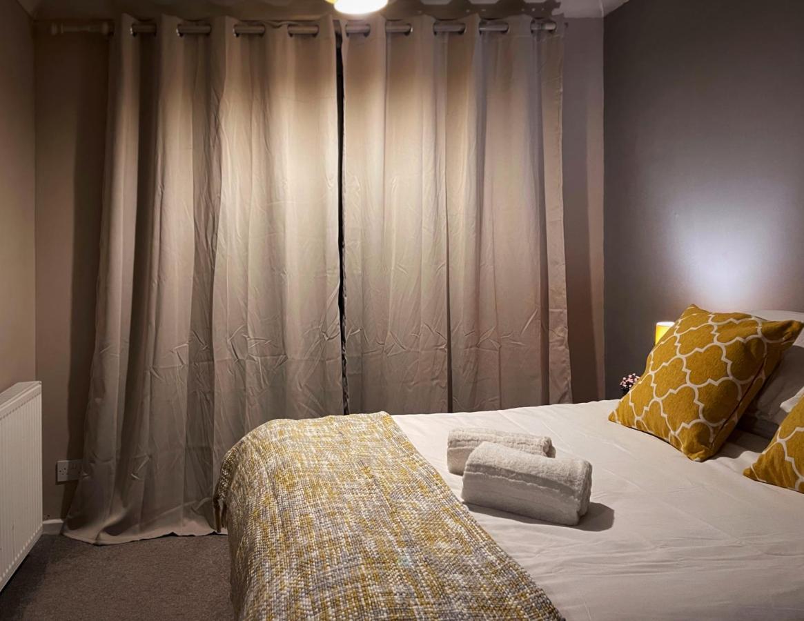 Appartement Vintage 3 Bedroom House Near Catford - 1 Double Bed, 3 Single Beds, Max 5 People