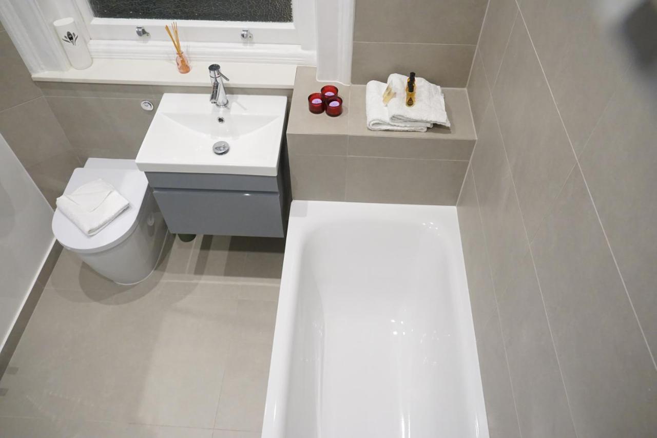Leilighet 3 Bed 2 Bath