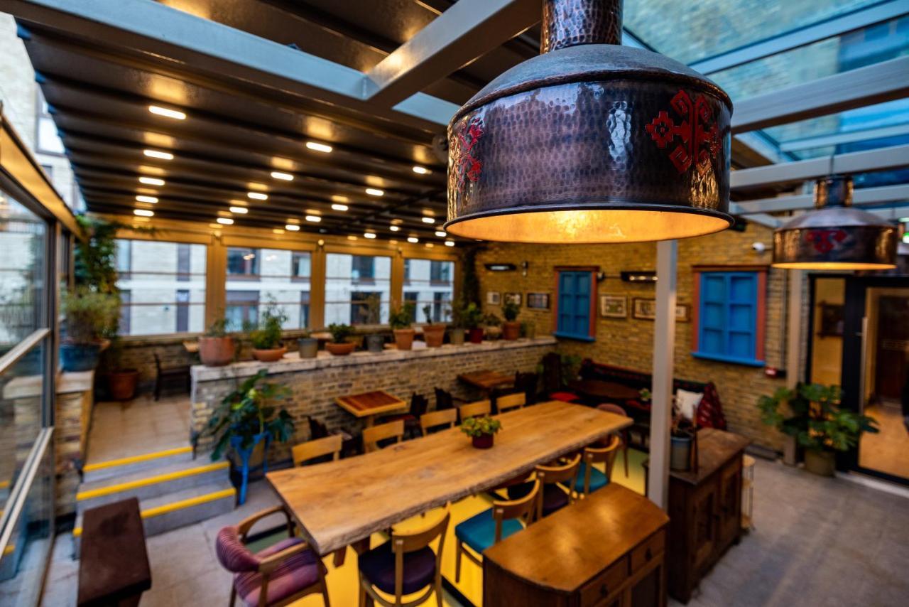 Limehouse Library 4* London