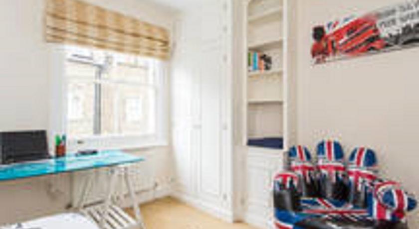 Rue Saint Jacques 3* London