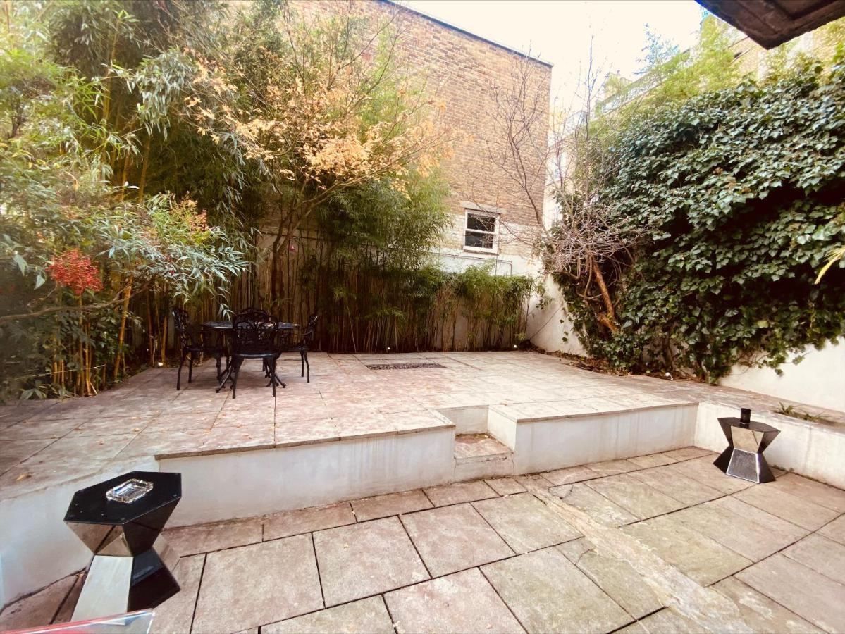 Kensington Garden - 2 Bedrooms *