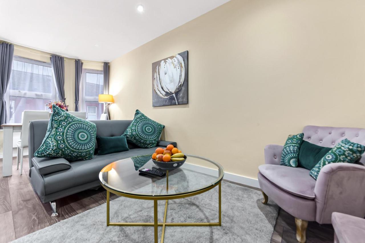 Family Friendly, Zone 2, 2 Beds, Overground Apartamento Londres