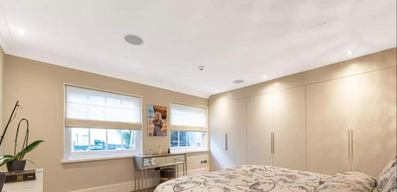 St Johns Wood 3 Bed Executive * London