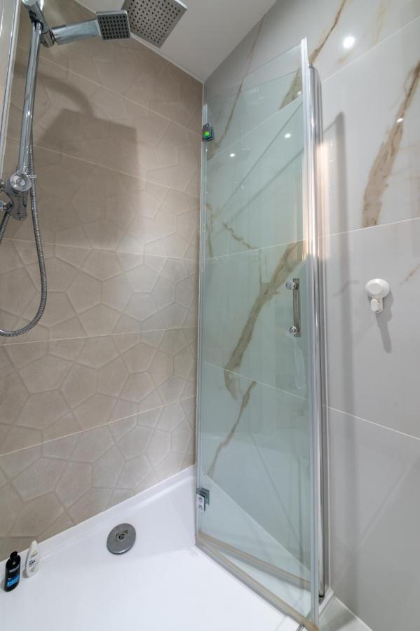 Appartement Lux 2 Bedrooms - 2 Bathrooms - F7