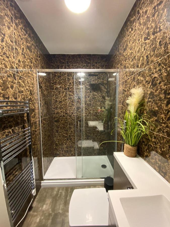 424 Edgwar Road Leilighet London
