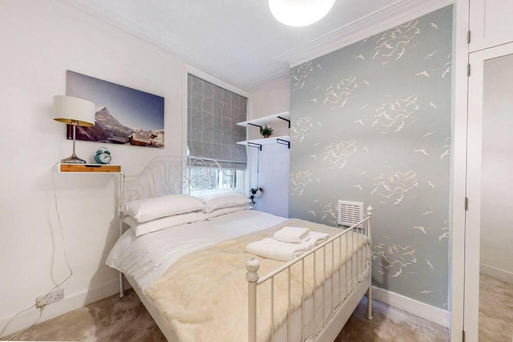 Charming 1 Bedroom In Kennington Apartment