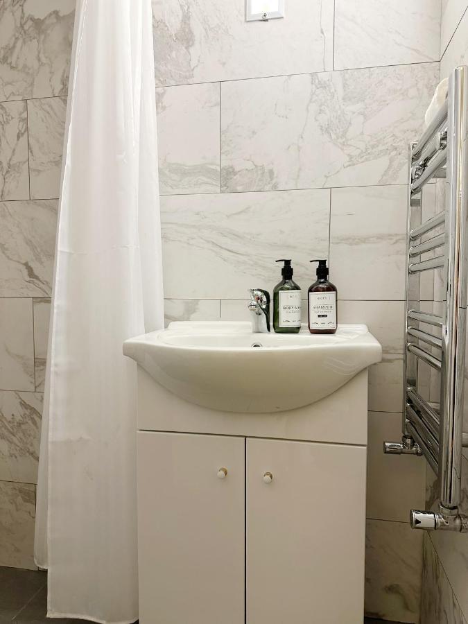 Immaculate 3-bed House In London