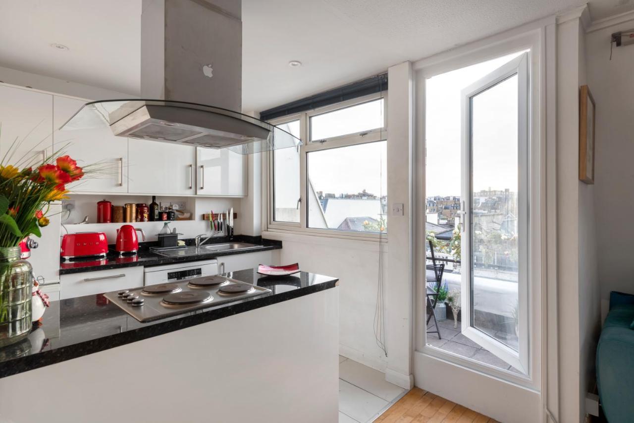 Hyde Park Rooftop Two Bedroom Apartment