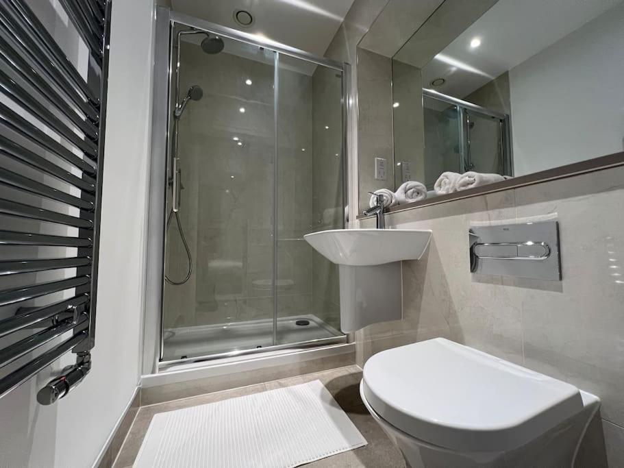 2 Bed Penthouse Style *