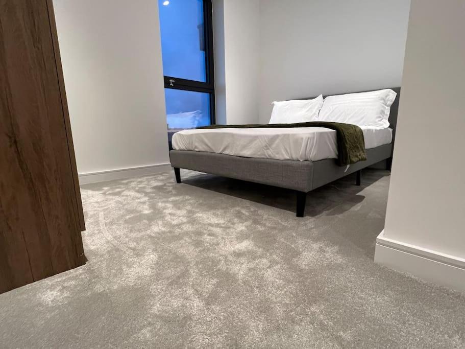 2 Bed Penthouse Style London