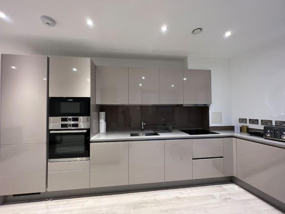 2 Bed Penthouse Style London