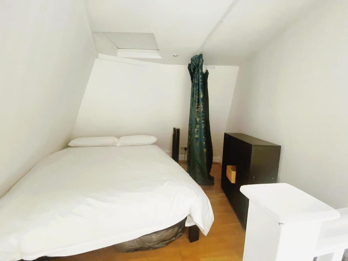 Unique, Exciting And Yours 2rooms Trafalgar Square Leilighet *