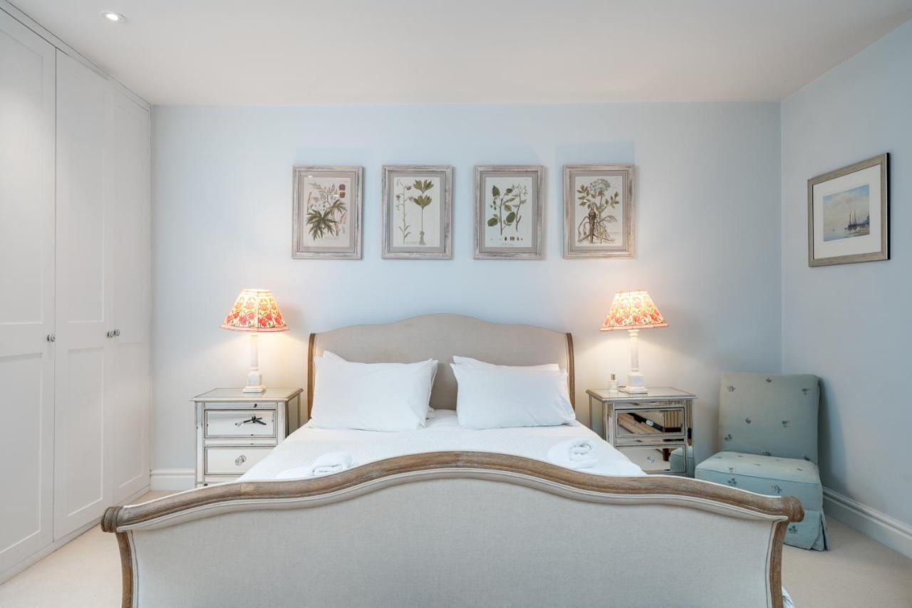 Joivy Splendid 4 Bed, 4 Bath House With Garden, Shepherds Bush Vakantiehuis