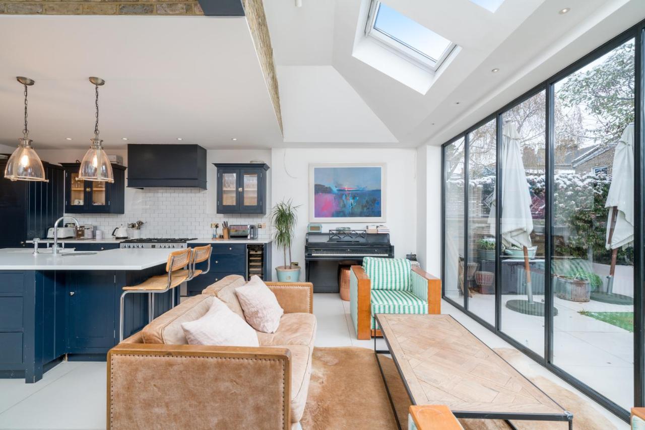 Vakantiehuis Joivy Splendid 4 Bed, 4 Bath House With Garden, Shepherds Bush Londen