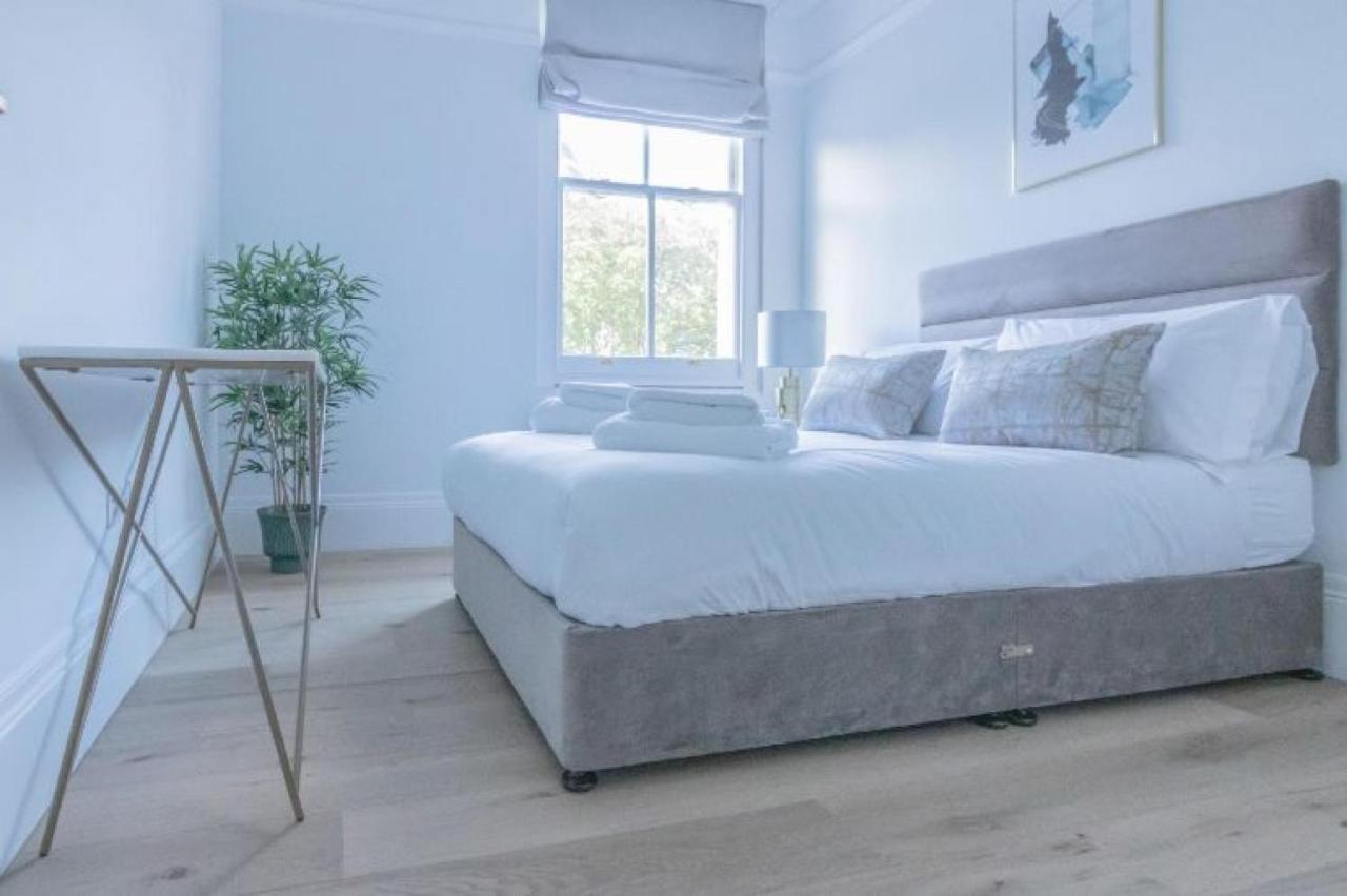 Royal Kensington In Cromwell Road * Londen