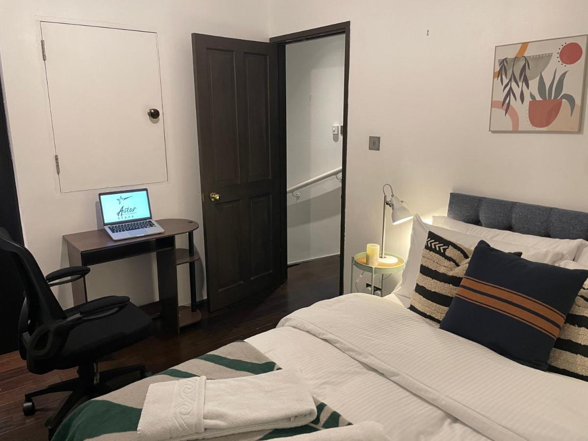 Apartment Stepney Gated Area With Parking & Garden *